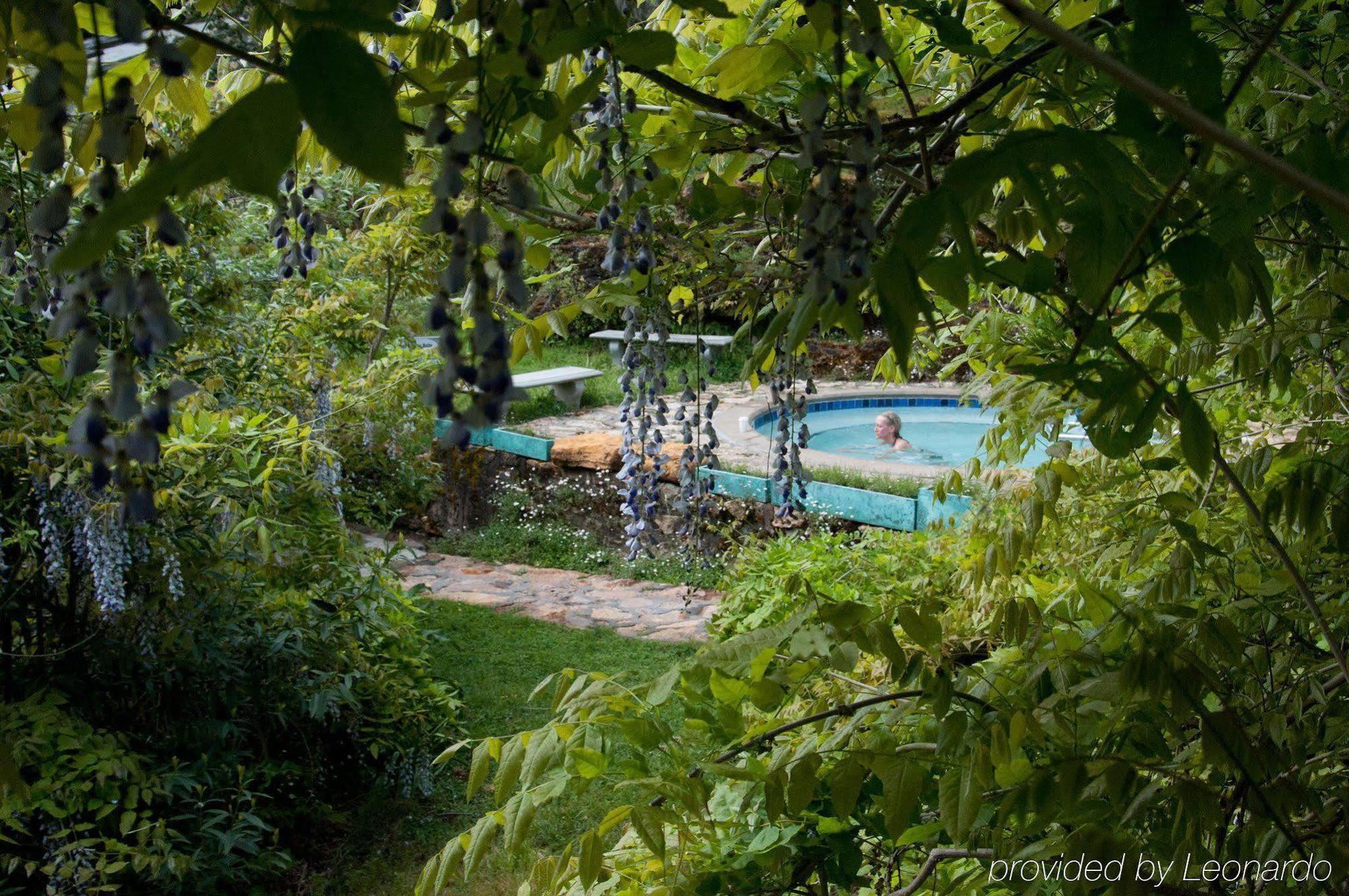 Vichy Springs Resort 尤凯亚 外观 照片